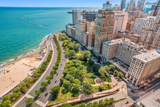 1040 N LAKE SHORE Drive 32D, Chicago, IL 60611