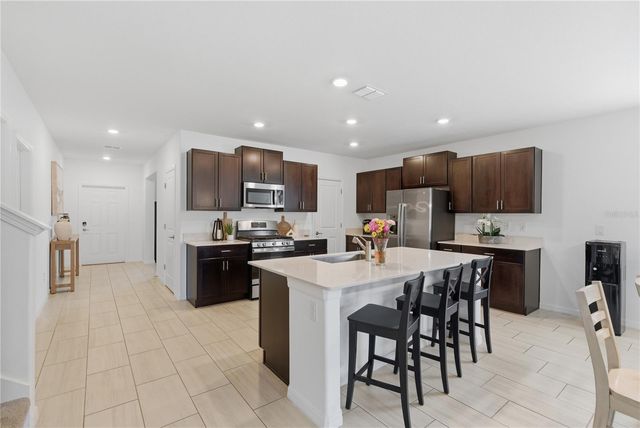 8977 LITTLE BLUESTEM DRIVE, Land O Lakes, FL 34637