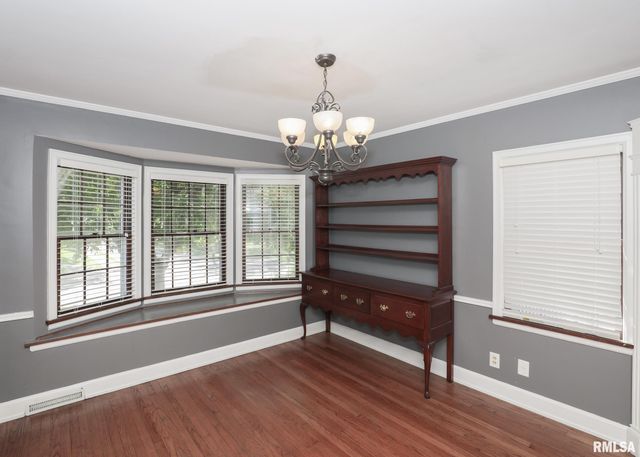 1148 45TH Street, Rock Island, IL 61265