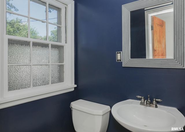 1148 45TH Street, Rock Island, IL 61265