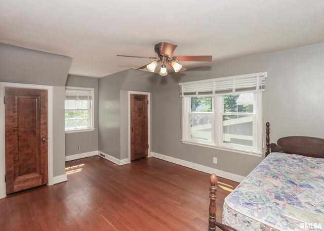 1148 45TH Street, Rock Island, IL 61265