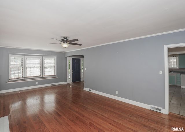 1148 45TH Street, Rock Island, IL 61265