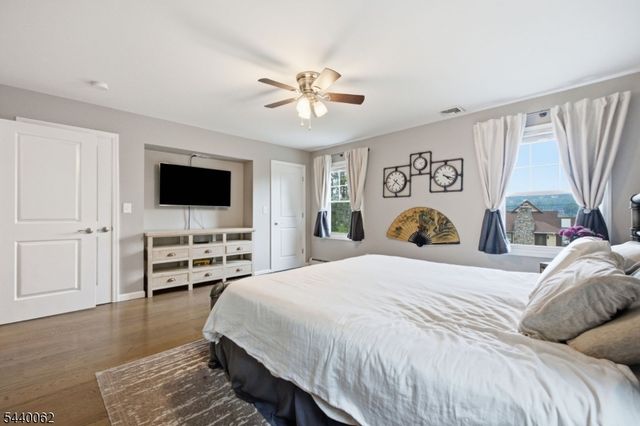 126 E Shore Trl, Sparta Twp., NJ 07871