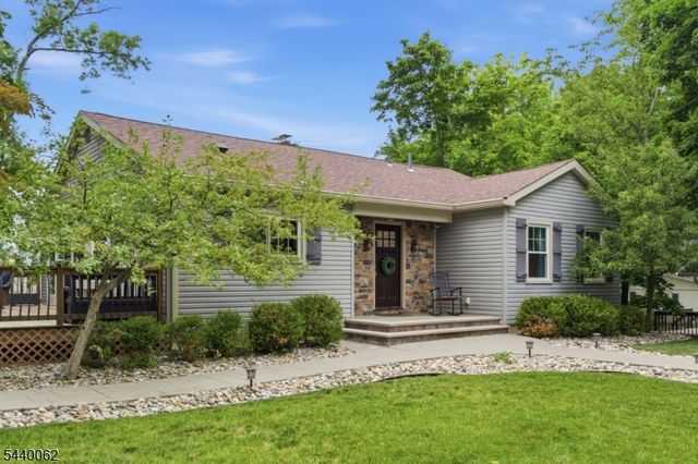126 E Shore Trl, Sparta Twp., NJ 07871