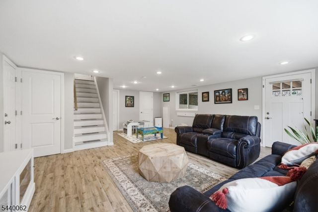 126 E Shore Trl, Sparta Twp., NJ 07871