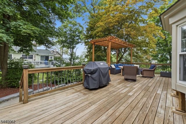 126 E Shore Trl, Sparta Twp., NJ 07871