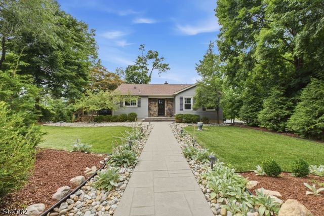 126 E Shore Trl, Sparta Twp., NJ 07871