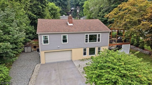 126 E Shore Trl, Sparta Twp., NJ 07871