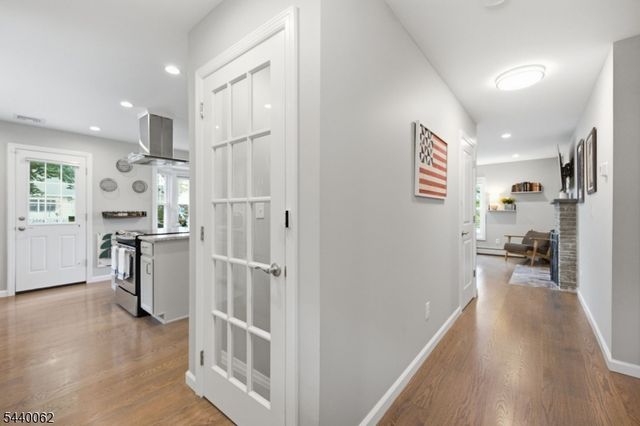 126 E Shore Trl, Sparta Twp., NJ 07871