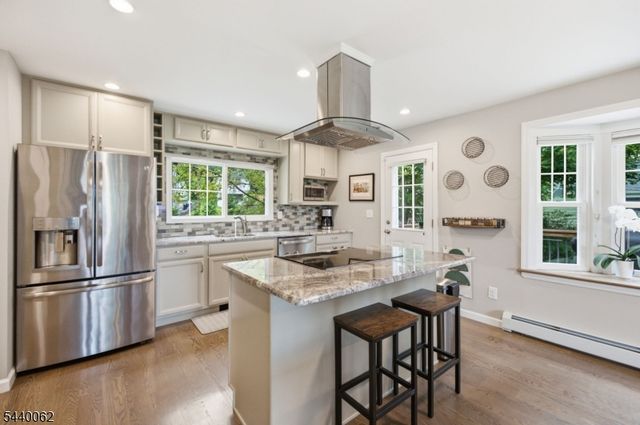 126 E Shore Trl, Sparta Twp., NJ 07871