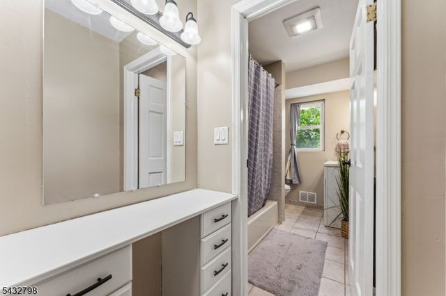 5 Willow Ave, Piscataway Twp., NJ 08854