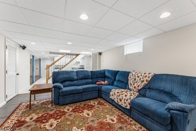 5 Willow Ave, Piscataway Twp., NJ 08854