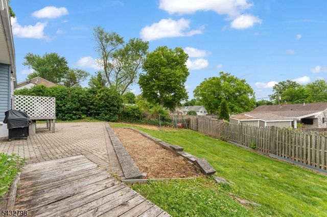 5 Willow Ave, Piscataway Twp., NJ 08854