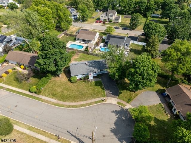5 Willow Ave, Piscataway Twp., NJ 08854