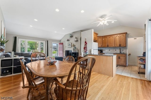 5 Willow Ave, Piscataway Twp., NJ 08854