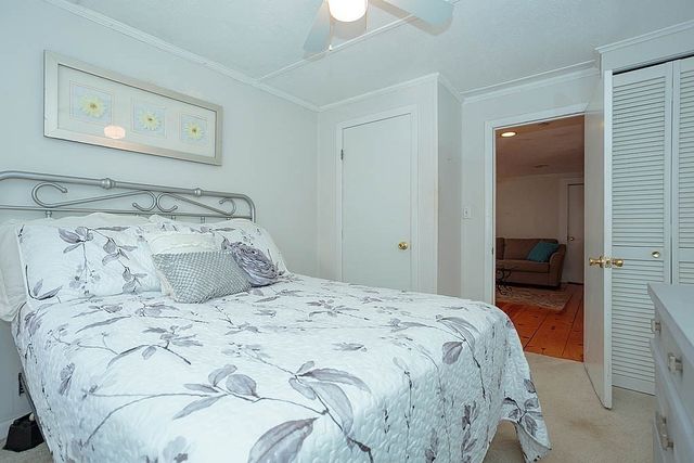 24 Laurel Ave, Wilmington, MA 01887