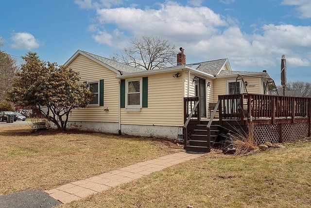 24 Laurel Ave, Wilmington, MA 01887