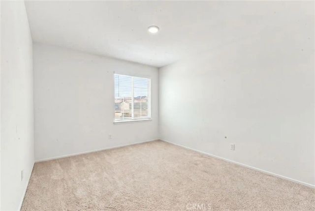 280 Berrybush, Hemet, CA 92543