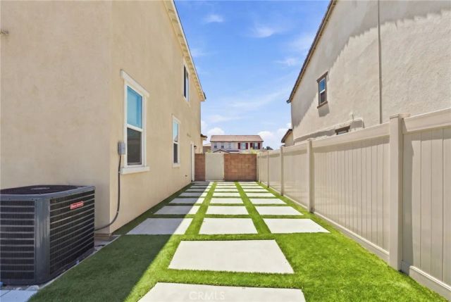 280 Berrybush, Hemet, CA 92543