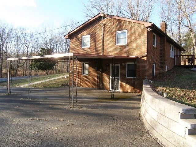 4326 Highway 48, N, Charlotte, TN 37036