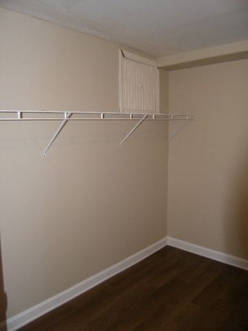 4326 Highway 48, N, Charlotte, TN 37036