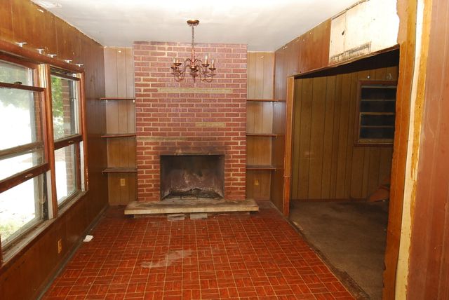 276 S Ivanhoe Road S 276, Kingsford Heights, IN 46346