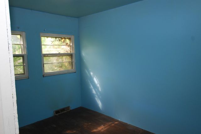 276 S Ivanhoe Road S 276, Kingsford Heights, IN 46346