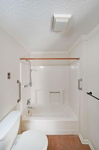 1800 Clairmont Lake 326, Decatur, GA 30033