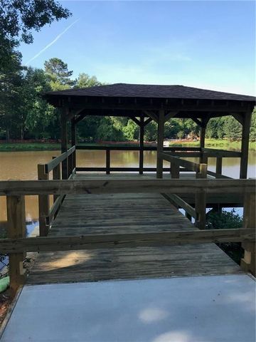 1800 Clairmont Lake 326, Decatur, GA 30033