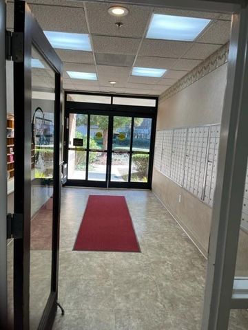 1800 Clairmont Lake 326, Decatur, GA 30033