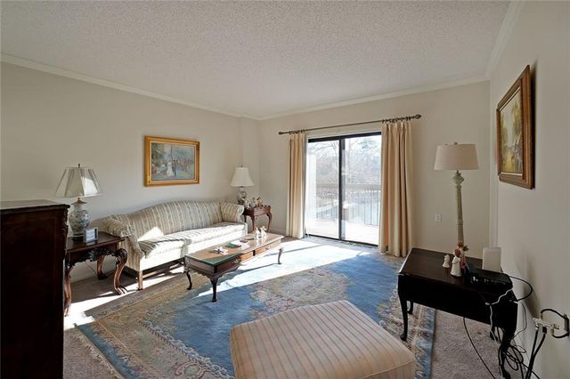 1800 Clairmont Lake 326, Decatur, GA 30033