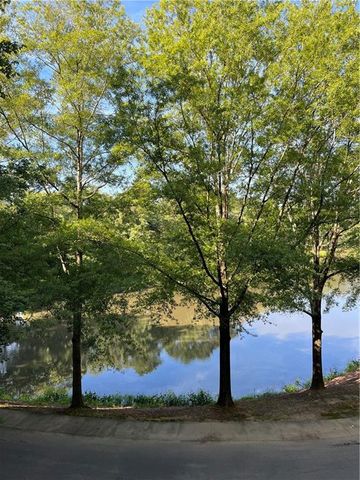 1800 Clairmont Lake 326, Decatur, GA 30033
