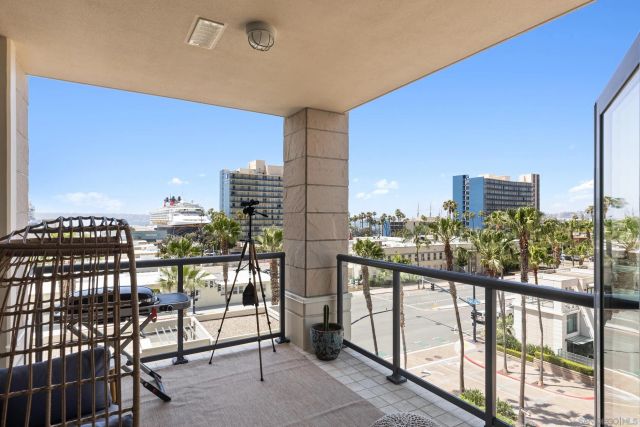 1199 Pacific Hwy 601, San Diego, CA 92101