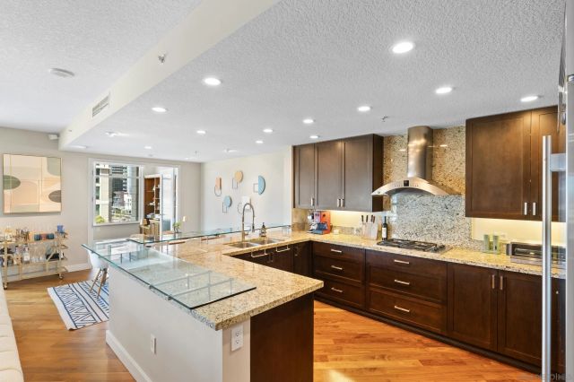 1199 Pacific Hwy 601, San Diego, CA 92101