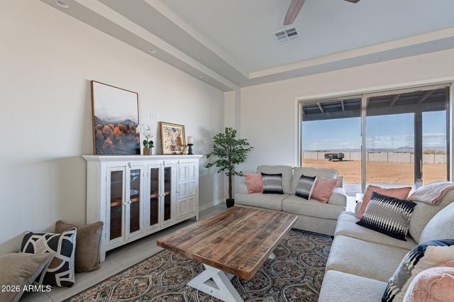 24471 N 194TH Avenue, Surprise, AZ 85387