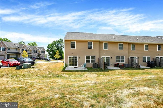 349 MELBOURNE LANE, Mechanicsburg, PA 17055