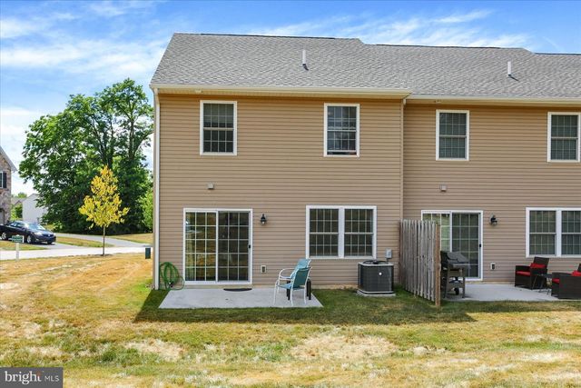 349 MELBOURNE LANE, Mechanicsburg, PA 17055