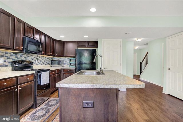 349 MELBOURNE LANE, Mechanicsburg, PA 17055
