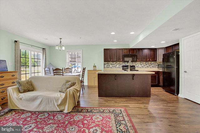 349 MELBOURNE LANE, Mechanicsburg, PA 17055