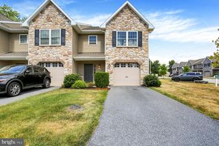 349 MELBOURNE LANE, Mechanicsburg, PA 17055