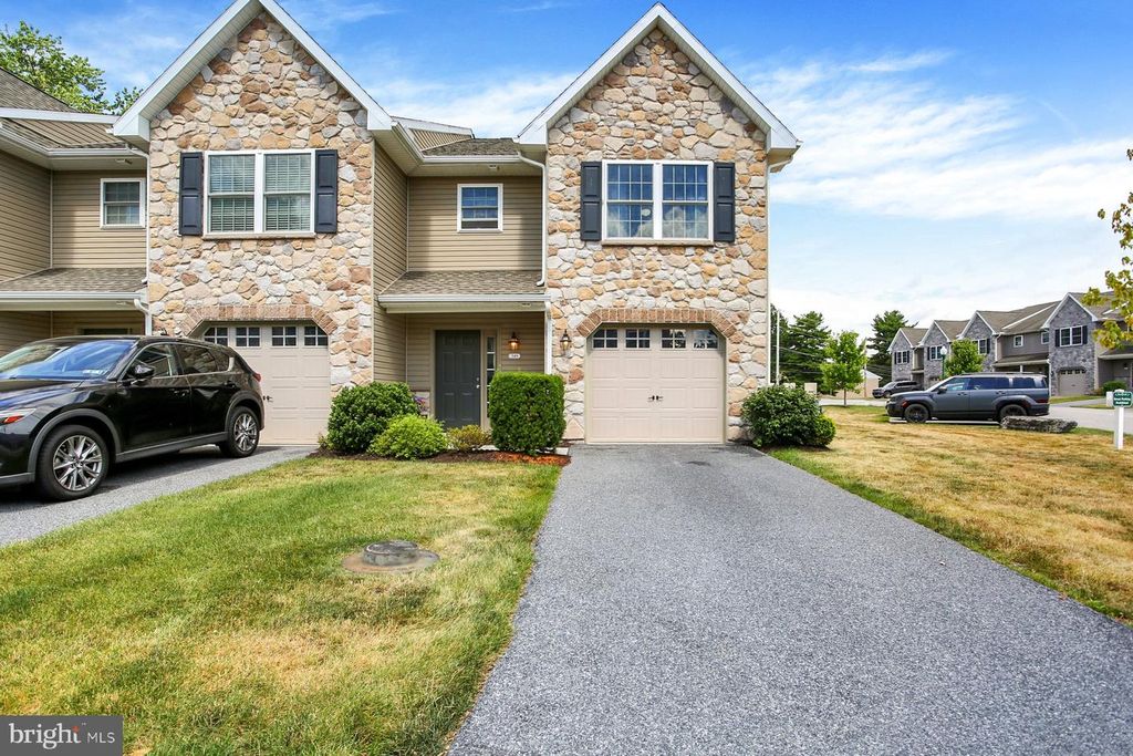349 MELBOURNE LANE, Mechanicsburg, PA 17055