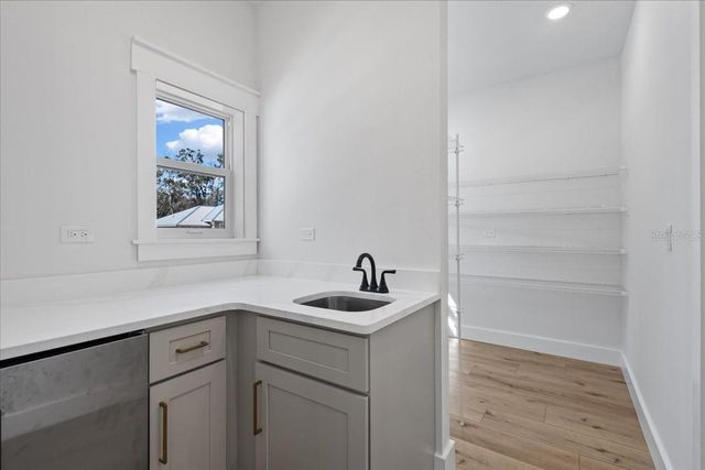 9140 DORIE DRIVE, Fanning Springs, FL 32693