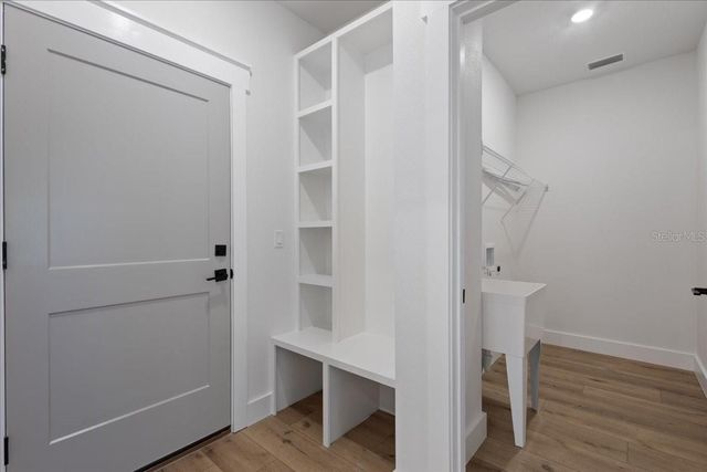 9140 DORIE DRIVE, Fanning Springs, FL 32693