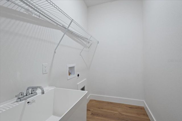 9140 DORIE DRIVE, Fanning Springs, FL 32693