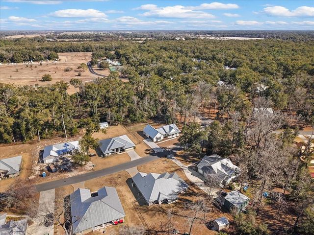 9140 DORIE DRIVE, Fanning Springs, FL 32693