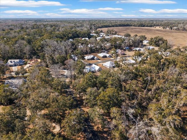 9140 DORIE DRIVE, Fanning Springs, FL 32693