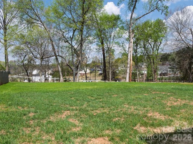 1325 Armstrong Road, Belmont, NC 28012