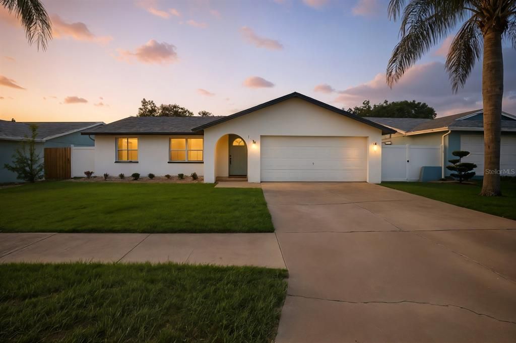 11206 GOLDEN RIDGE DRIVE, Seminole, FL 33772