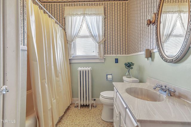 724 Park Street, Bristol, VA 24201