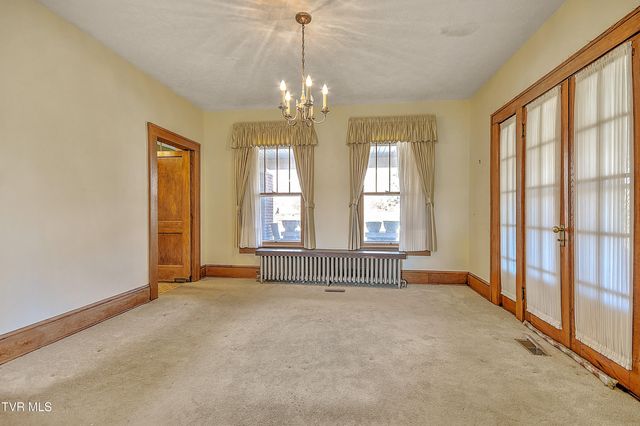 724 Park Street, Bristol, VA 24201